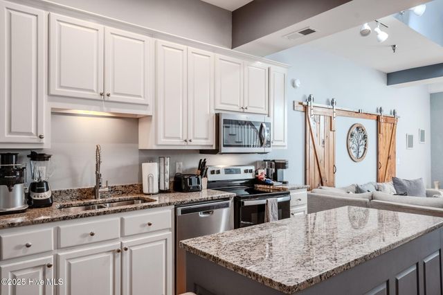 21 N Front Street Unit 3b3, Wilmington, NC 28401