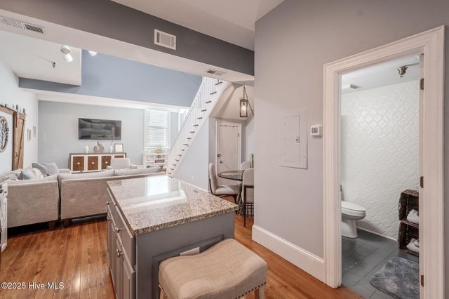 21 N Front Street Unit 3b3, Wilmington, NC 28401