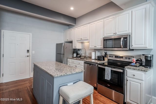 21 N Front Street Unit 3b3, Wilmington, NC 28401