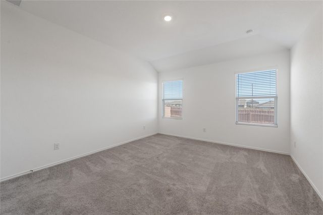 153 Sormonne LOOP, Kyle, TX 78640