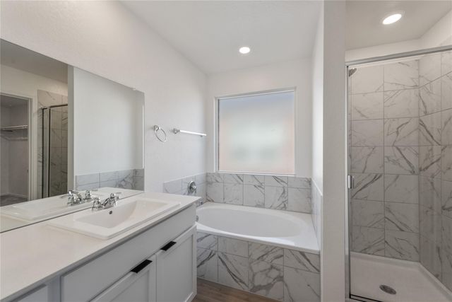 153 Sormonne LOOP, Kyle, TX 78640