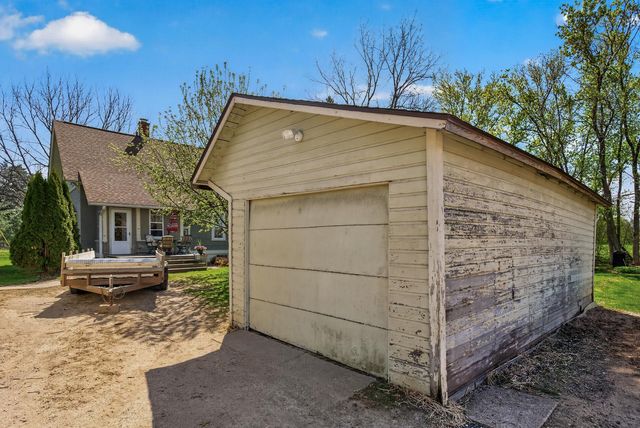 11870 Keystone Avenue N, Stillwater, MN 55082