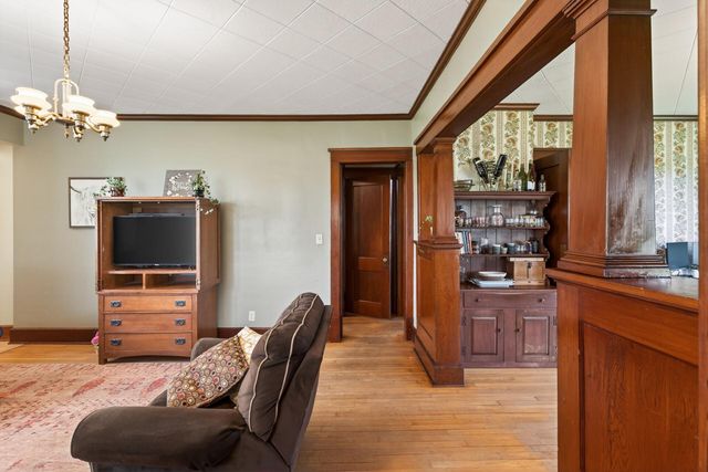 11870 Keystone Avenue N, Stillwater, MN 55082