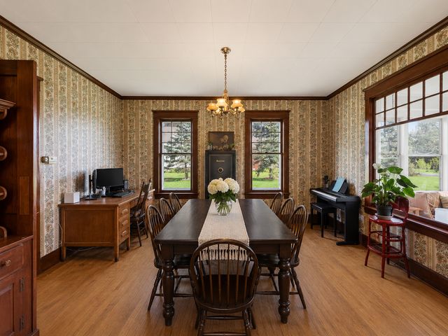 11870 Keystone Avenue N, Stillwater, MN 55082