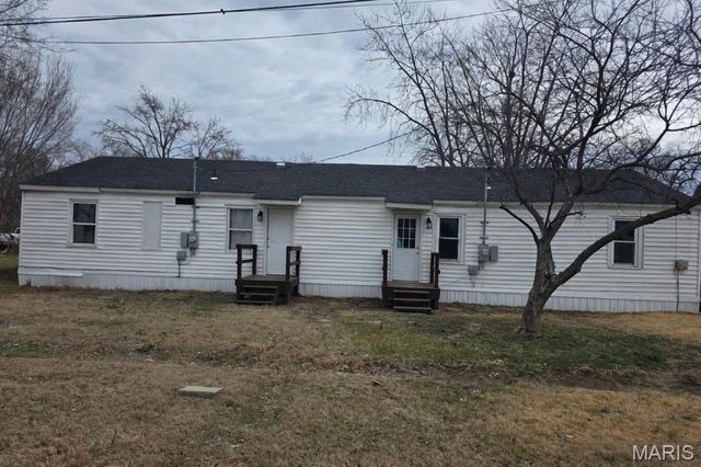 613 Reed Drive, East Alton, IL 62024