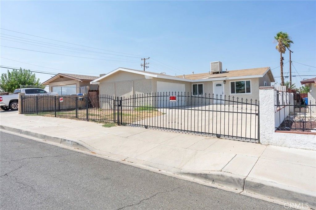 Image 1 of property listing at 1605 Church Street, Barstow, CA 92311