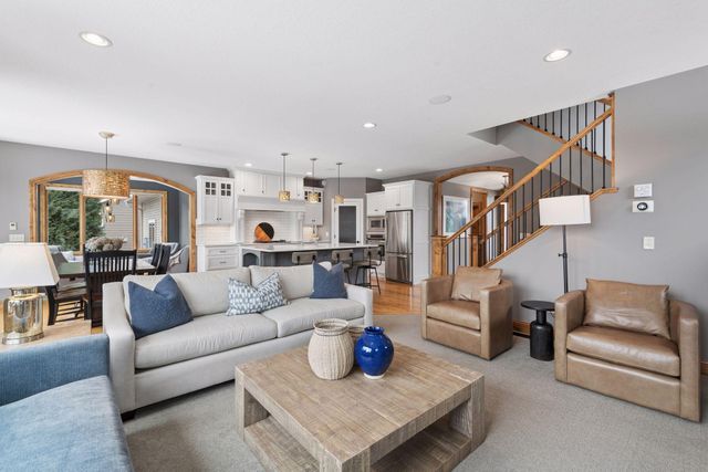 1072 Symphony Lane, Chaska, MN 55318