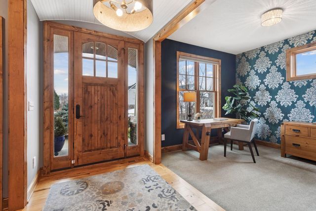 1072 Symphony Lane, Chaska, MN 55318