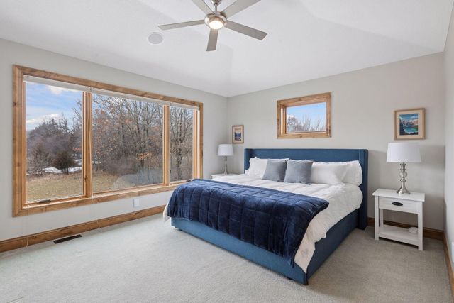 1072 Symphony Lane, Chaska, MN 55318