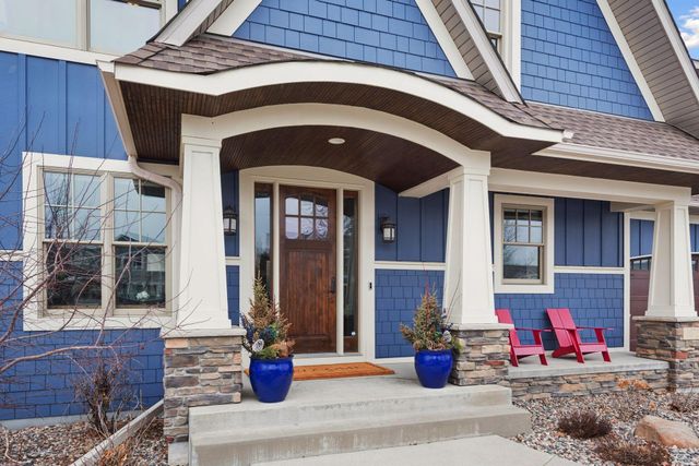 1072 Symphony Lane, Chaska, MN 55318