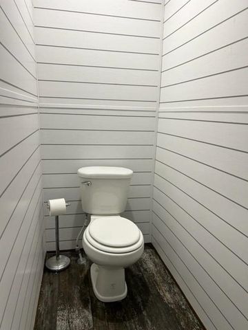 21119 N Hwy 5, Mountain View, AR 72560