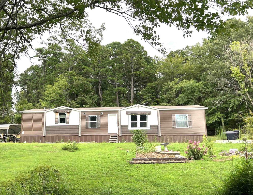 21119 N Hwy 5, Mountain View, AR 72560