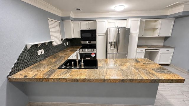 2704 Quitman Street, Houston, TX 77026