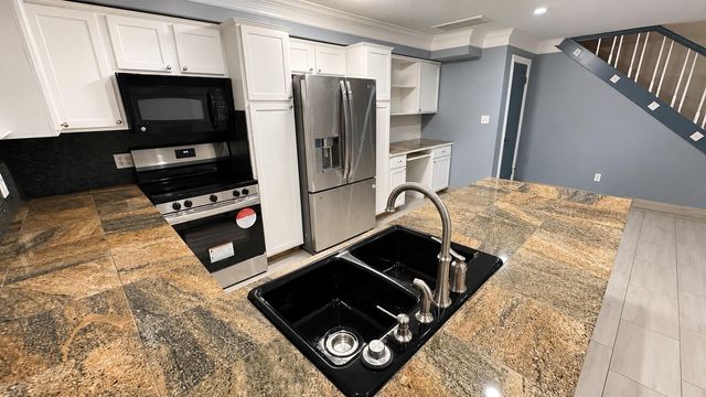 2704 Quitman Street, Houston, TX 77026