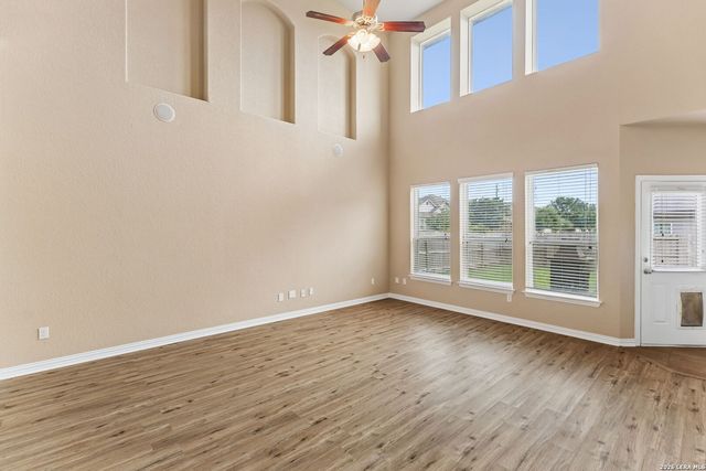 7903 Headwaters Trl, San Antonio, TX 78254