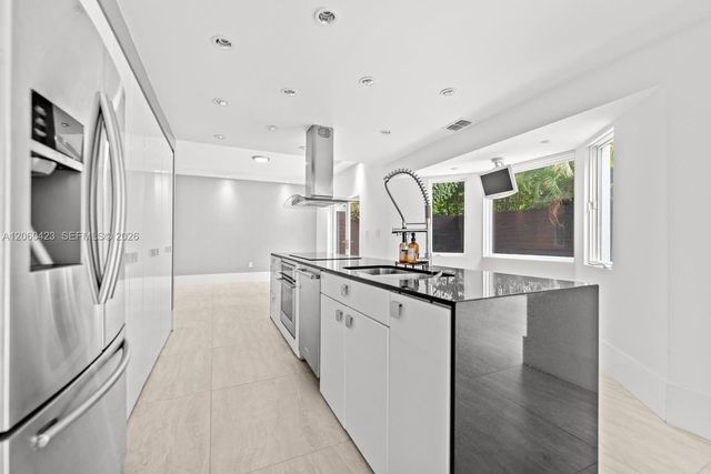 1830 Chucunantah Road, Miami, FL 33133