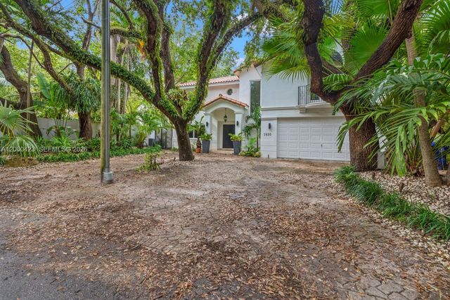 1830 Chucunantah Road, Miami, FL 33133