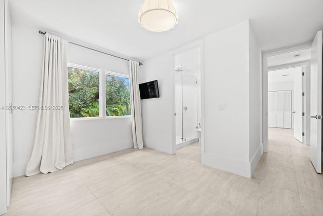 1830 Chucunantah Road, Miami, FL 33133