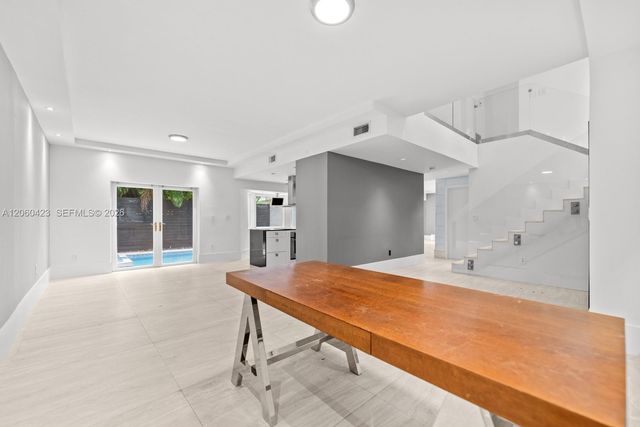 1830 Chucunantah Road, Miami, FL 33133