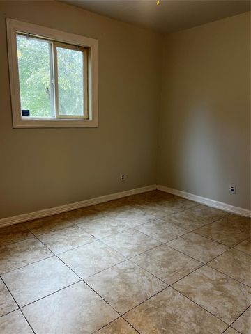 5924 Morningdale Street, Houston, TX 77396