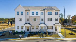 6151 Honeybell Alley 32, Mableton, GA 30126