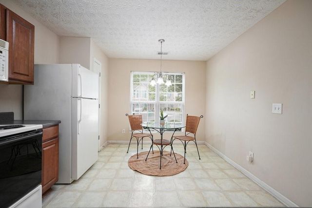 214 Meadowlark Place, Austell, GA 30168