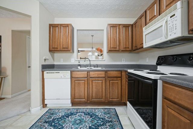 214 Meadowlark Place, Austell, GA 30168