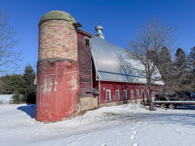 2411 Town Hall Road NW, Bemidji, MN 56601