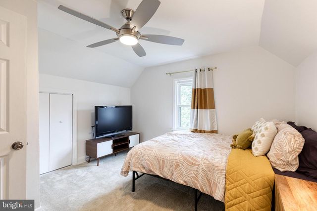 2 MANSION RD, Linthicum Heights, MD 21090