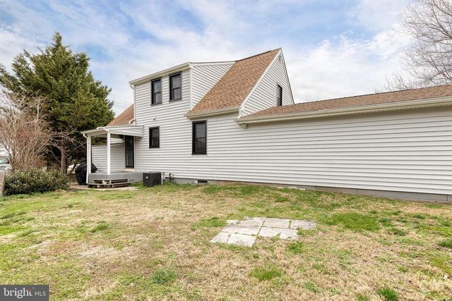 2 MANSION RD, Linthicum Heights, MD 21090