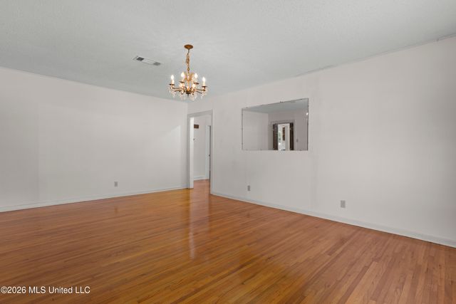 1633 Vine Street, Biloxi, MS 39531