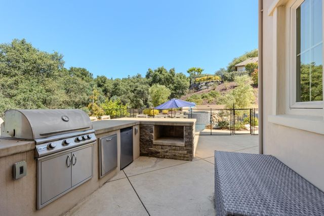 6247 Western Sierra Way, El Dorado Hills, CA 95762