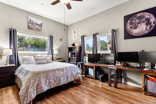 114 Avenue B, Converse, TX 78109