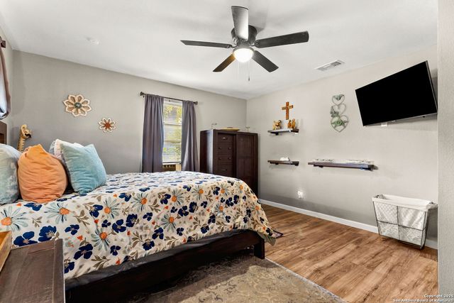 114 Avenue B, Converse, TX 78109