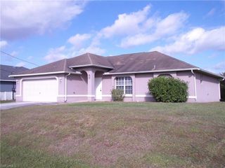 845 Wolverine ST E, Lehigh Acres, FL 33974