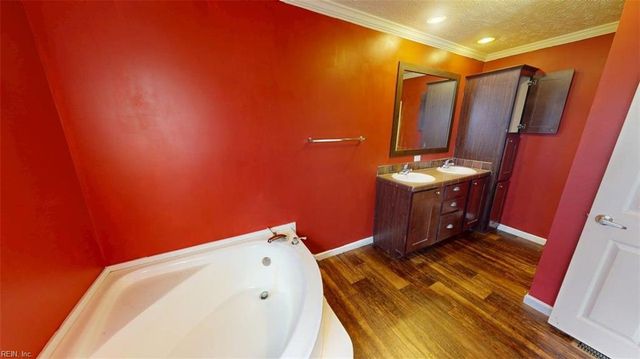 4985 Deer Path RD, Suffolk, VA 23437