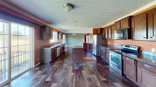 4985 Deer Path RD, Suffolk, VA 23437