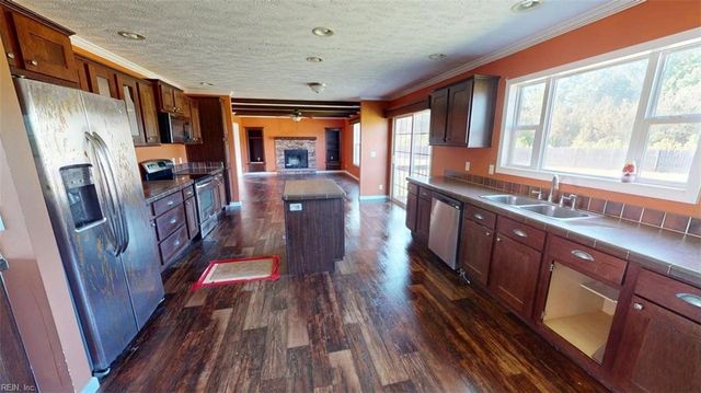 4985 Deer Path RD, Suffolk, VA 23437