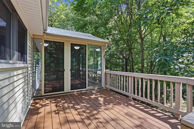 10799 ADARE DR, Fairfax, VA 22032