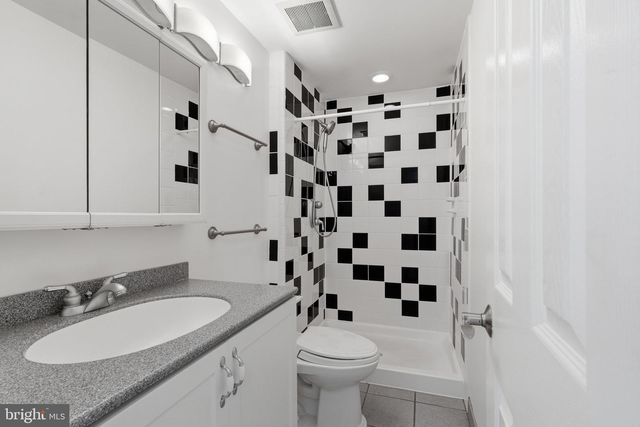 10799 ADARE DR, Fairfax, VA 22032