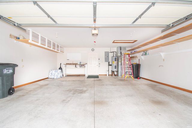 397 Haley Drive, Kendallville, IN 46755