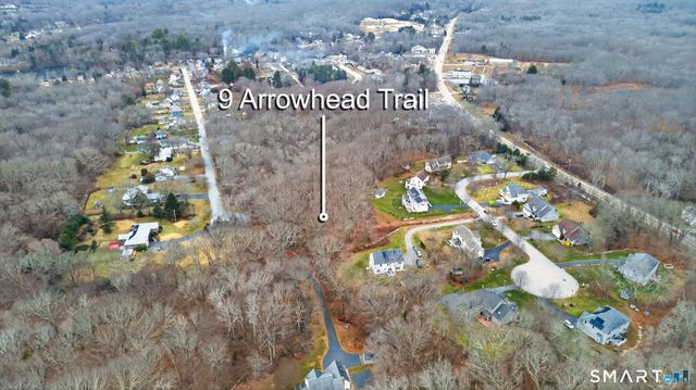 9 Arrowhead Trail, Waterford, CT 06385