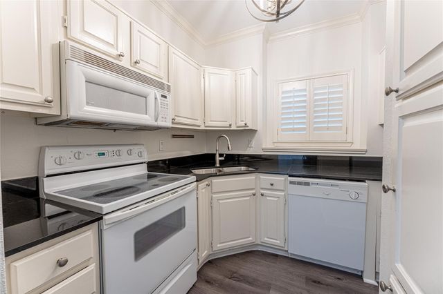 6002 Auburndale Avenue C, University Park, TX 75205
