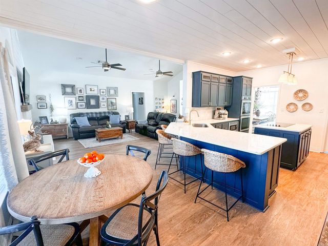 111 Charles Thomas, Searcy, AR 72143