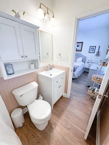 111 Charles Thomas, Searcy, AR 72143