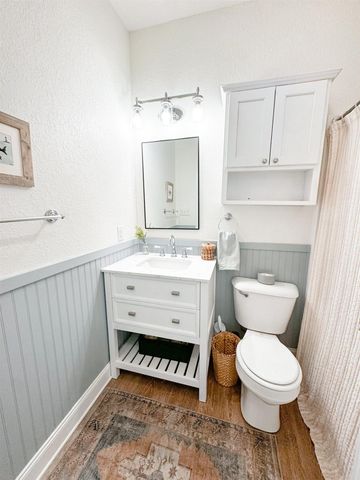 111 Charles Thomas, Searcy, AR 72143