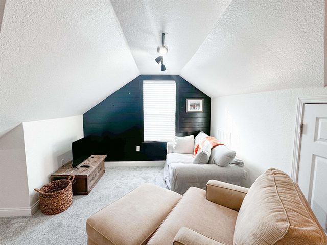 111 Charles Thomas, Searcy, AR 72143