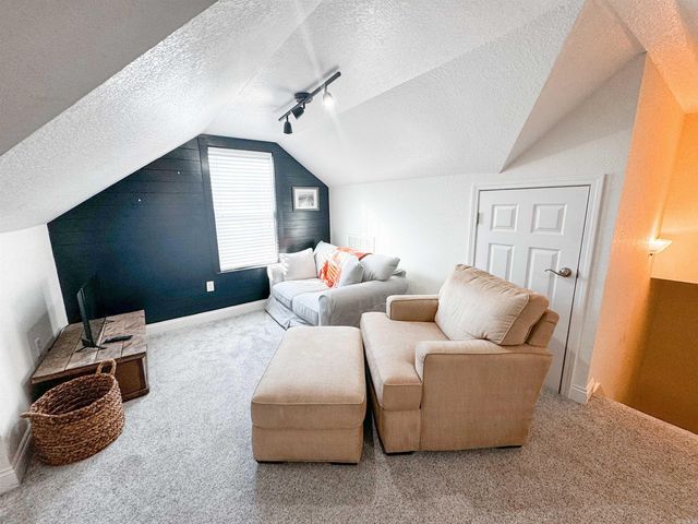 111 Charles Thomas, Searcy, AR 72143