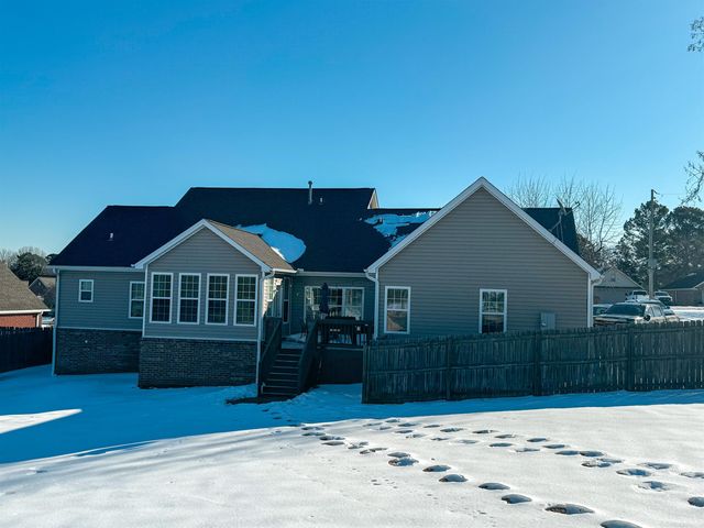 111 Charles Thomas, Searcy, AR 72143