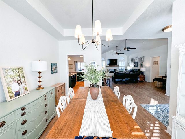 111 Charles Thomas, Searcy, AR 72143